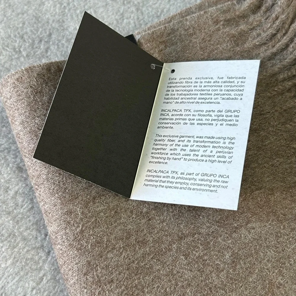 TUMI 100% Baby Alpaca Scarf Brown Unisex Luxury Soft Warm Peru Made Gift Ready‎